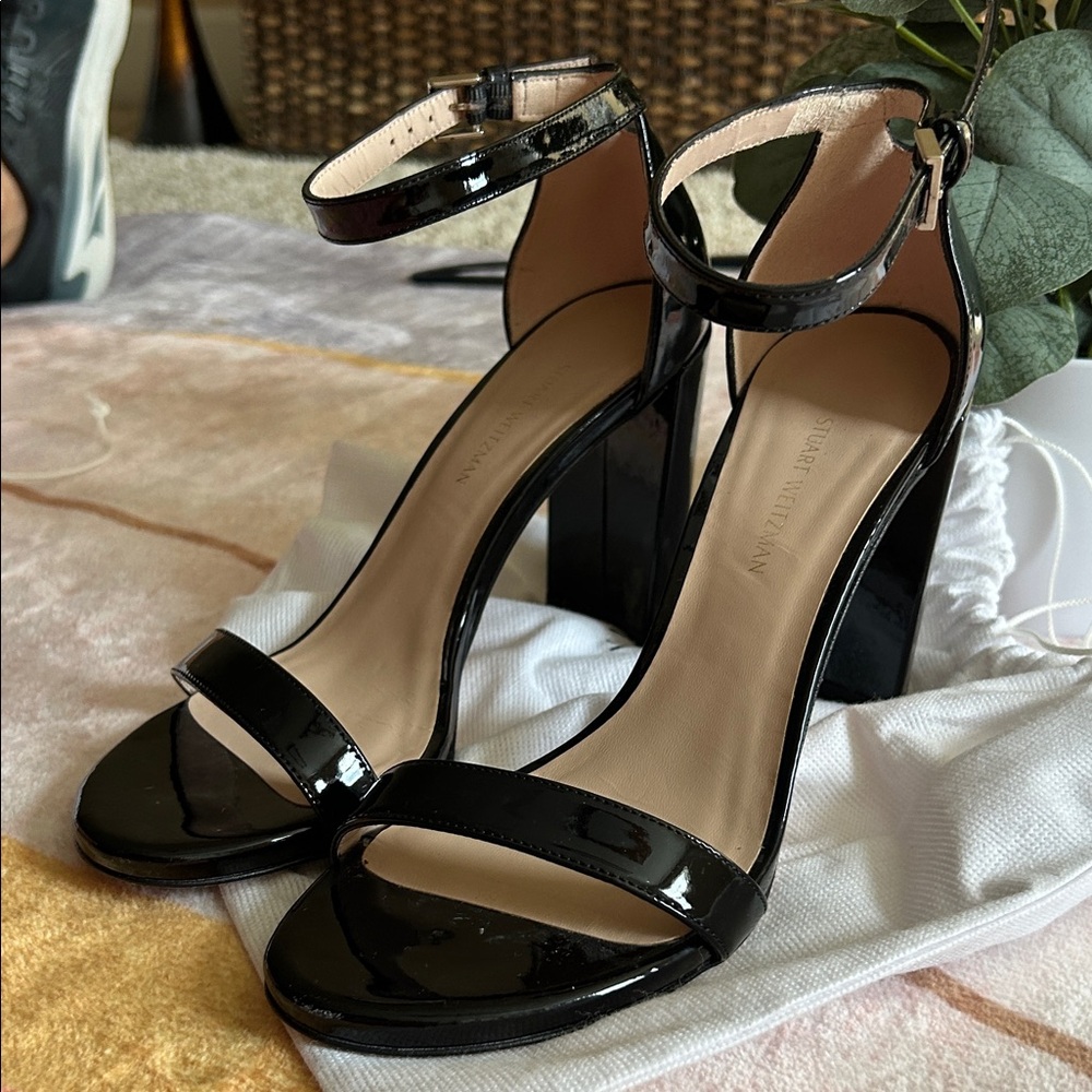 NWOT Stuart Weitzman Babette 85 Black Patent Leather Heels with dustbag - Picture 9 of 9